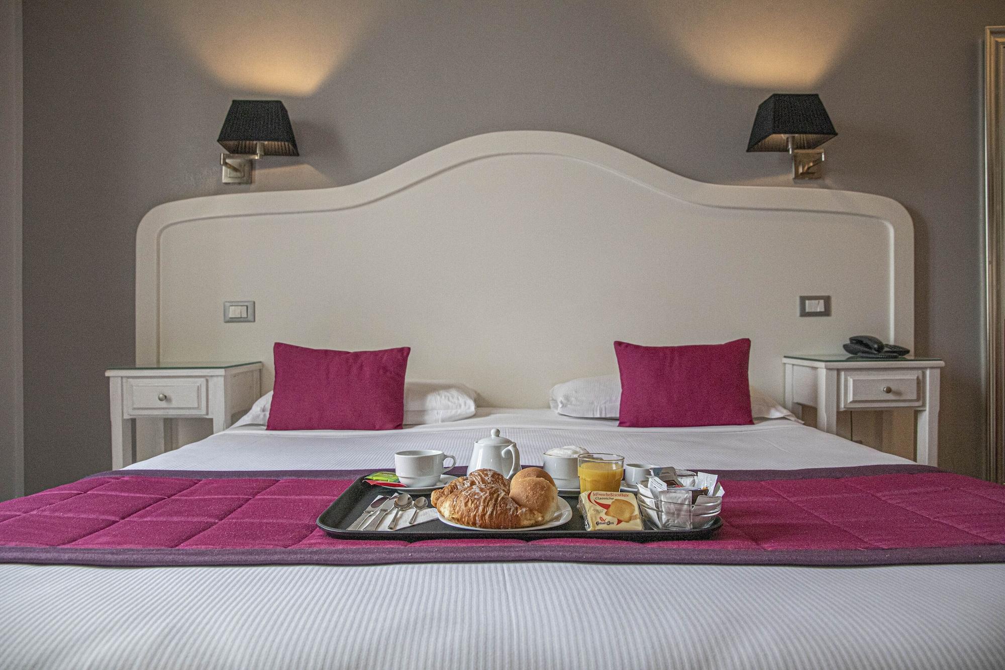 Domus Castrense Bed & Breakfast Rome Exterior photo