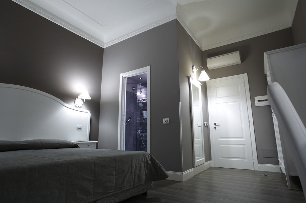 Domus Castrense Bed & Breakfast Rome Exterior photo