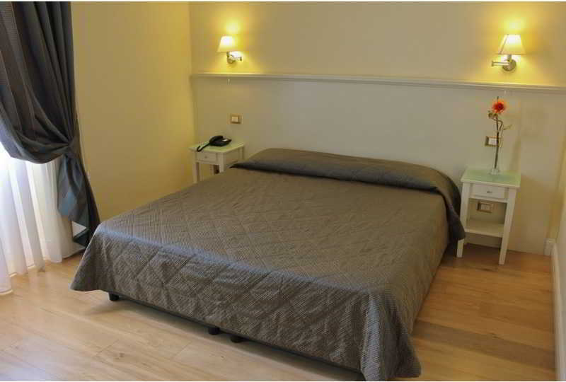 Domus Castrense Bed & Breakfast Rome Exterior photo